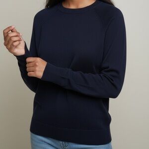 H&M · WOMEN'S NAVY BLUE FINE-KNIT SWEATER - MEDIUM